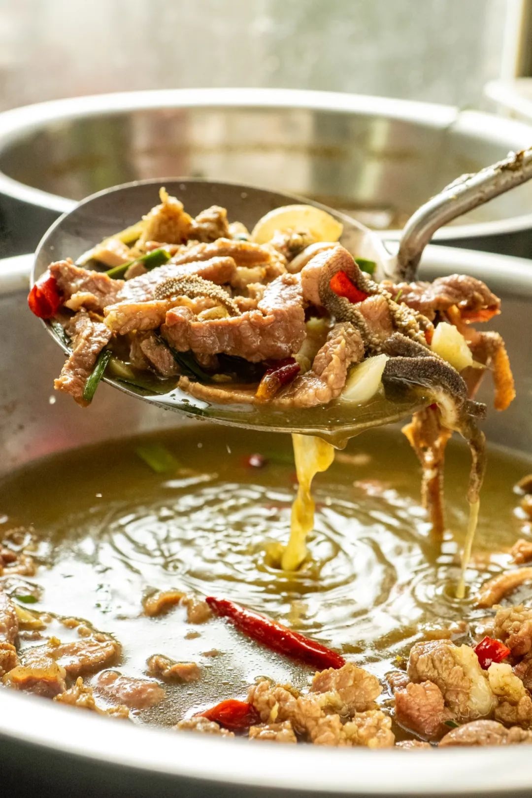 不如，来贵州“吃瘪”吧！营养卫生还有食疗功效的那种~