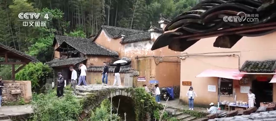 “沉睡”山村蝶变引客来 农文旅融合激发乡村振兴“新引擎” “沉睡”山村蝶变引客来 农文旅融合激发乡村振兴“新引擎”