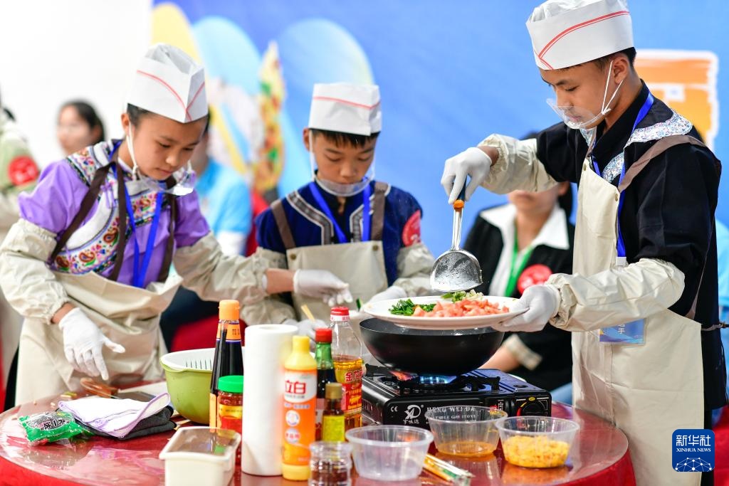 贵州黔南：赛生活技能 &nbsp;展劳动成果