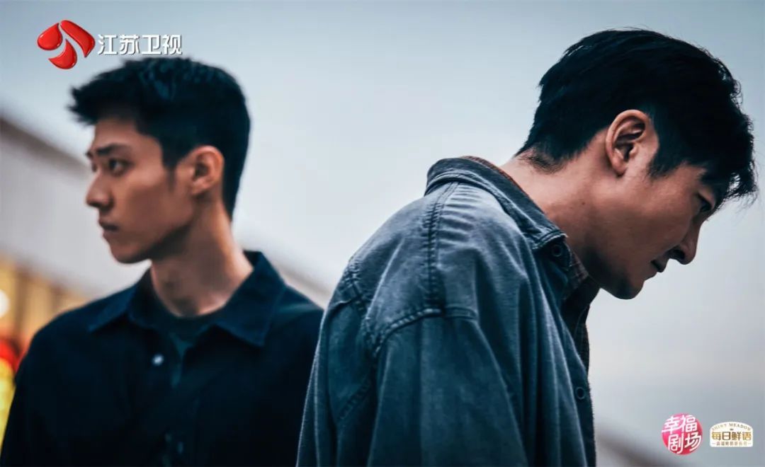 悬疑刑侦剧《黄雀》今晚收官，郭京飞、祖峰上演生死对决