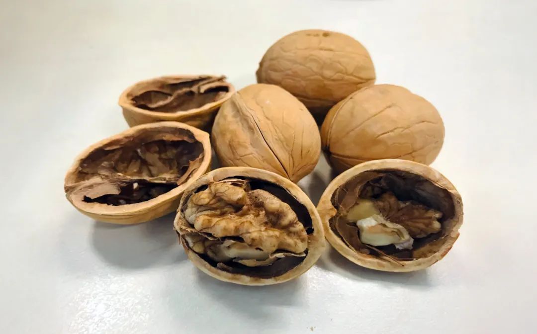 每天早餐加一物，全身炎症、癌症风险都降低！爱吃的人赚到了！