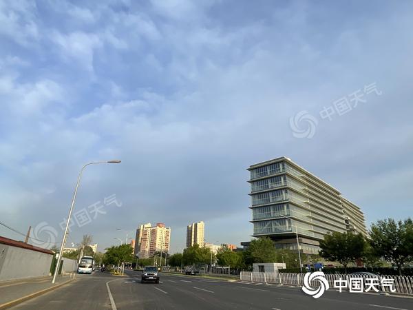 今天北京暖意突出气温将回升至32℃ 明后天气温下降早晚有凉意