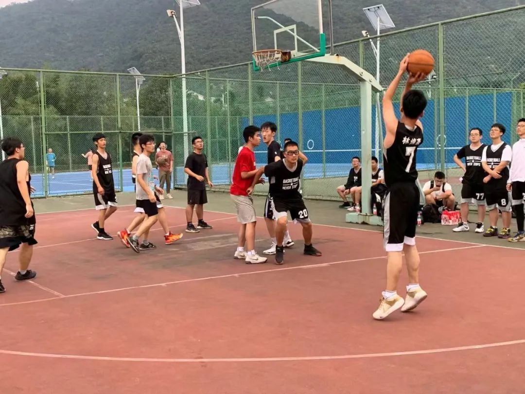 厉害了!温州这支篮球队,全员考研上岸! 厉害了!温州这支篮球队,全员考研上岸!