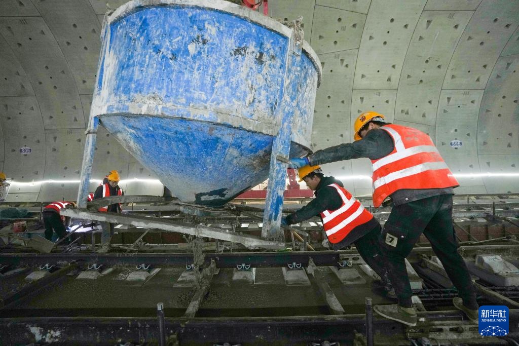 京唐城际铁路北京段轨道施工稳步推进