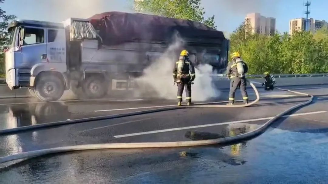 北京已连续发生多起车辆起火警情!紧急提醒 北京已连续发生多起车辆起火警情!紧急提醒