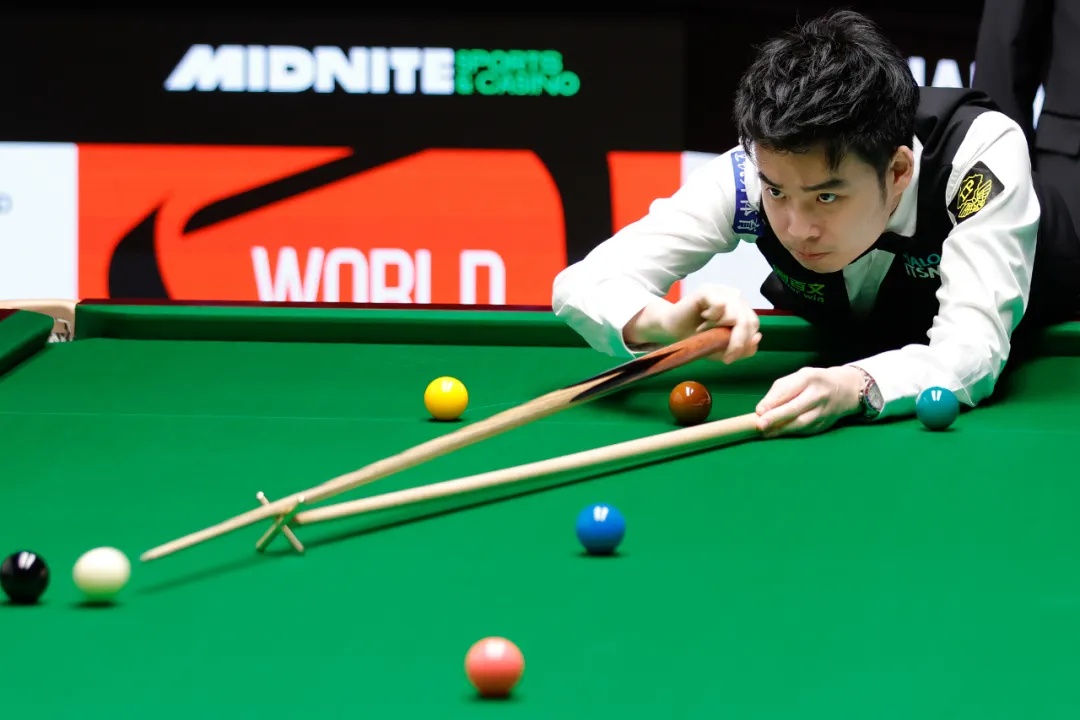 丁俊晖遭淘汰 斯佳辉将遇“火箭”