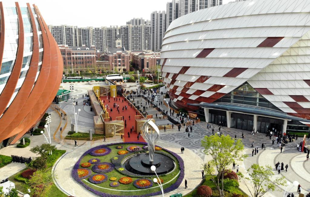 破茧、焕新、自信——从第二十届华表奖看中国电影蝶变