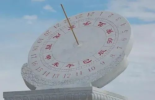 冲上热搜,今年首个“蛇年蛇月蛇日蛇时”来了 冲上热搜,今年首个“蛇年蛇月蛇日蛇时”来了