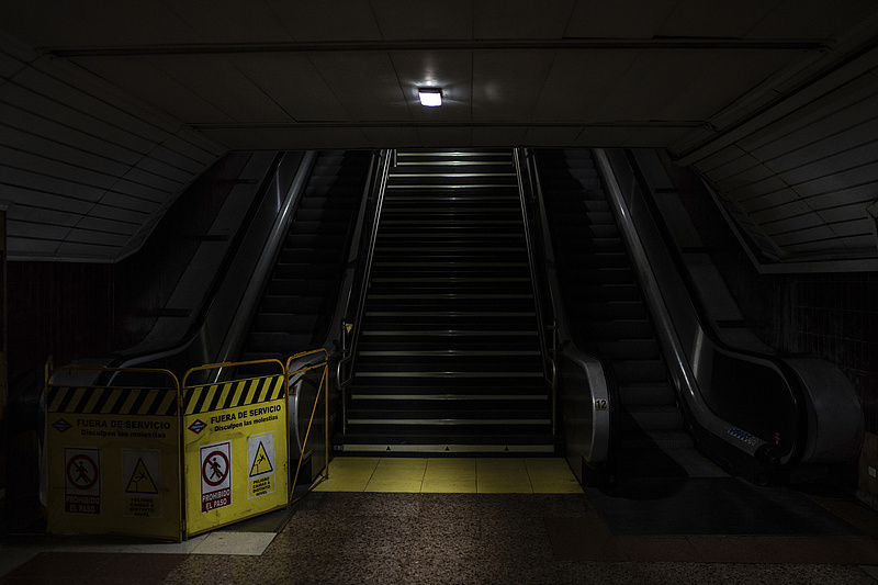 西班牙和葡萄牙电力基本恢复