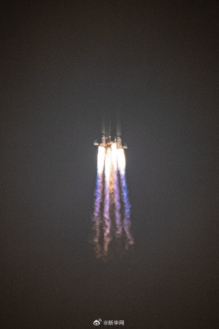 我国卫星互联网低轨卫星成功发射升空