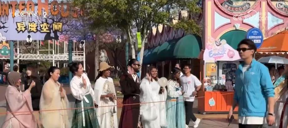 景区多元特色主题活动赋能 “五一”假期文旅消费焕新彩