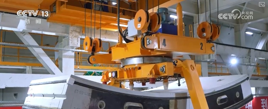 “智能掘进脑”实现隧道建设从“经验驱动”到“数据驱动” “智能掘进脑”实现隧道建设从“经验驱动”到“数据驱动”