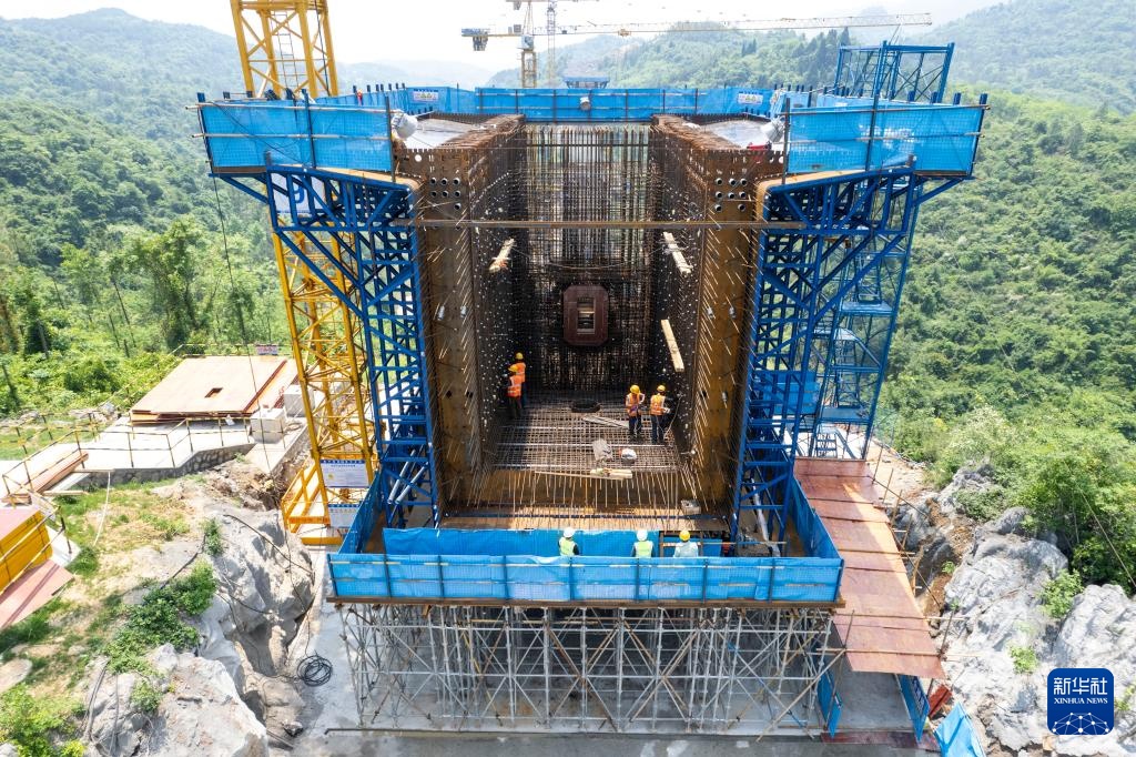邵永高铁建设正酣