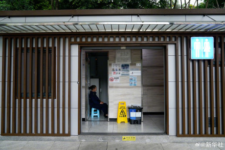 给隔间里的保洁员多一点关怀