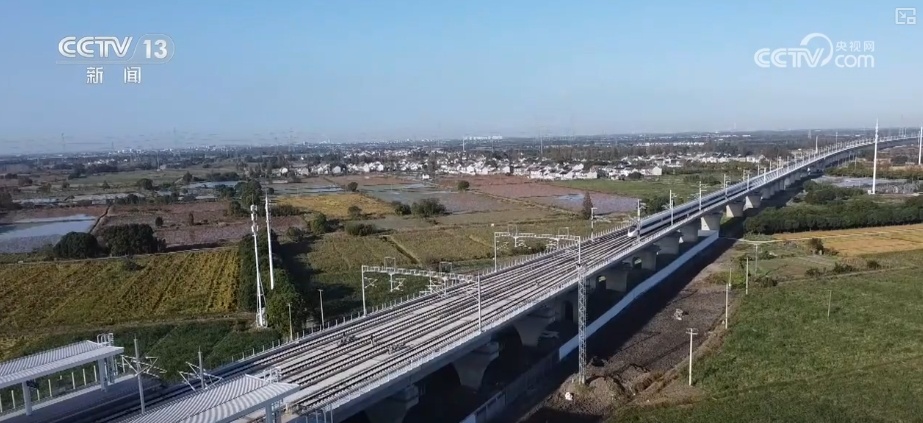 “智能掘进脑”实现隧道建设从“经验驱动”到“数据驱动” “智能掘进脑”实现隧道建设从“经验驱动”到“数据驱动”