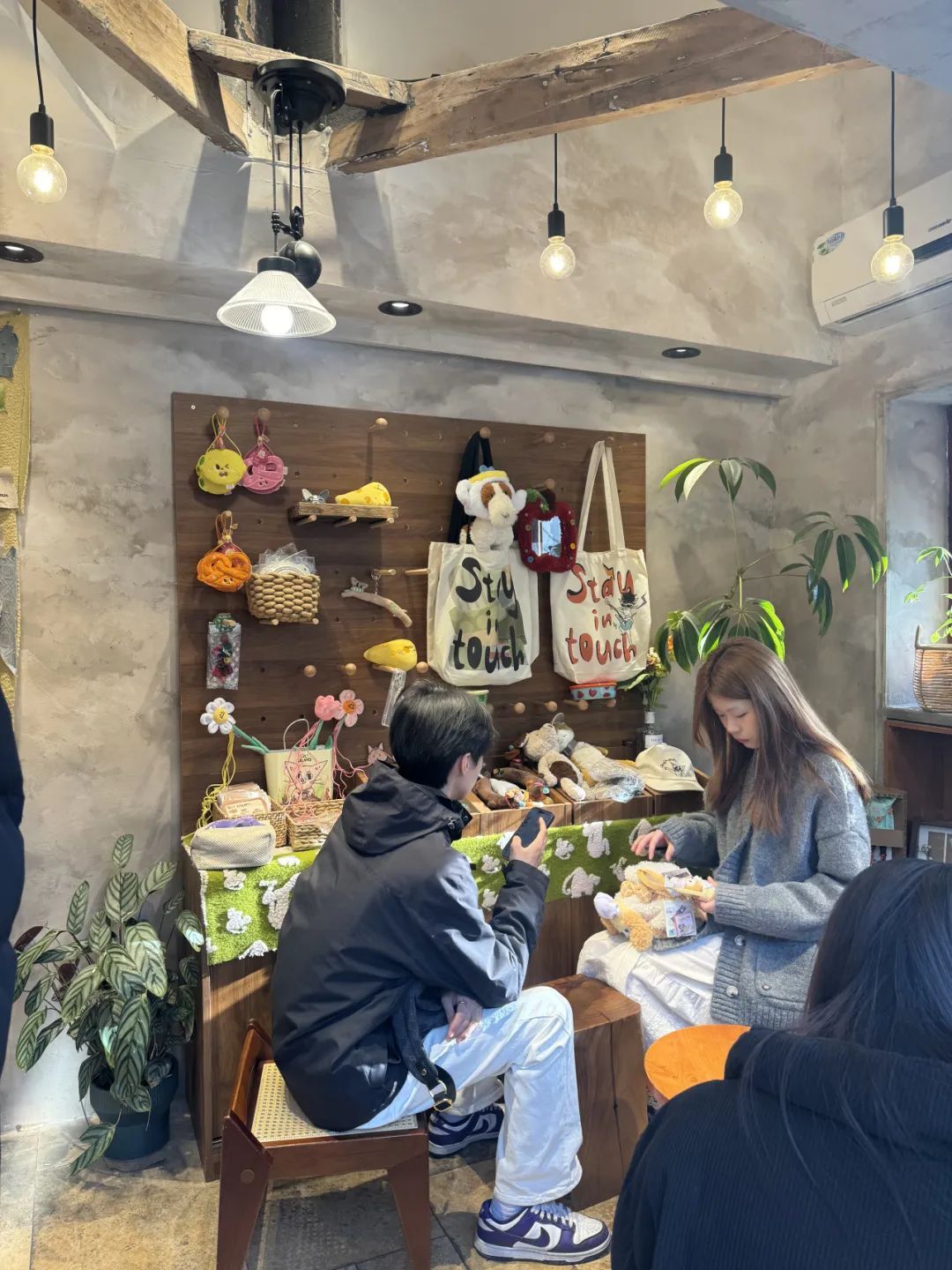 上海00后的职业如此松弛？有人一天收入800元！