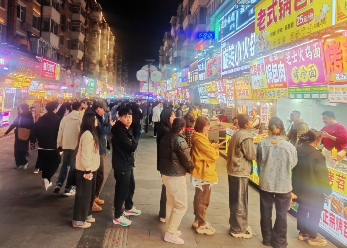 为“夜”奔赴一座城！你的“五一”攻略有它们吗？