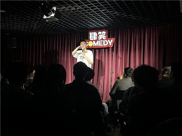 上海00后的职业如此松弛？有人一天收入800元！