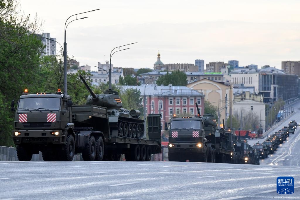 莫斯科举行卫国战争胜利日阅兵式彩排 莫斯科举行卫国战争胜利日阅兵式彩排