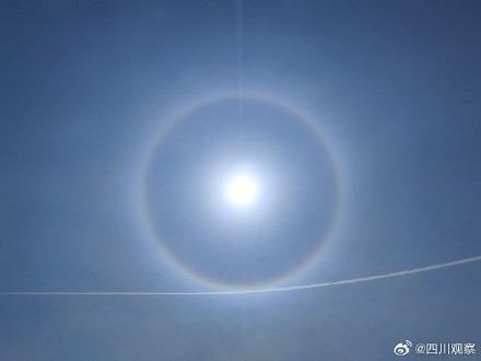 见者好运！成都蛇年蛇月蛇日蛇时日晕