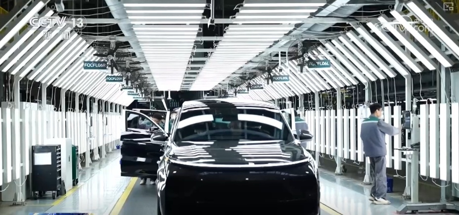 消费品制造业国内市场需求释放 投资、消费表现积极