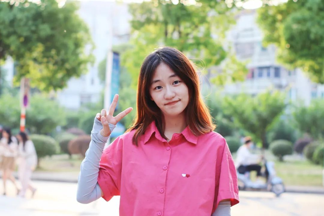 女生铁了心要考北科大！一直发私信，一直被回复……