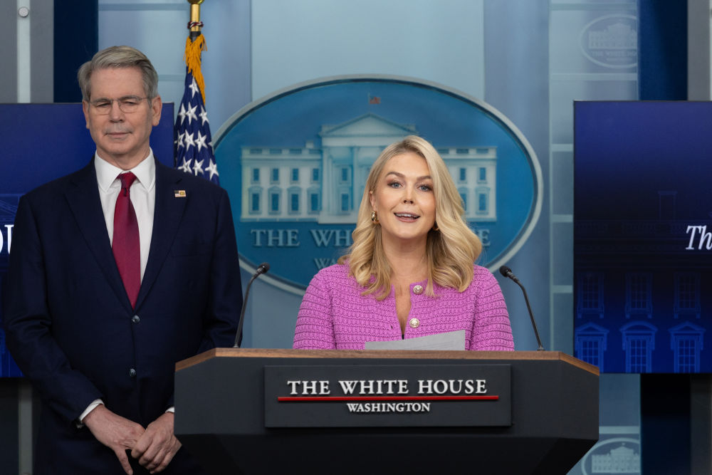 亚马逊为商品标注“关税成本”？特朗普向贝索斯讨说法