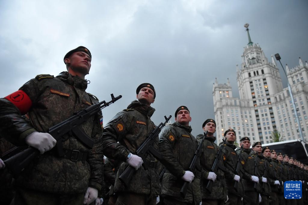 莫斯科举行卫国战争胜利日阅兵式彩排 莫斯科举行卫国战争胜利日阅兵式彩排