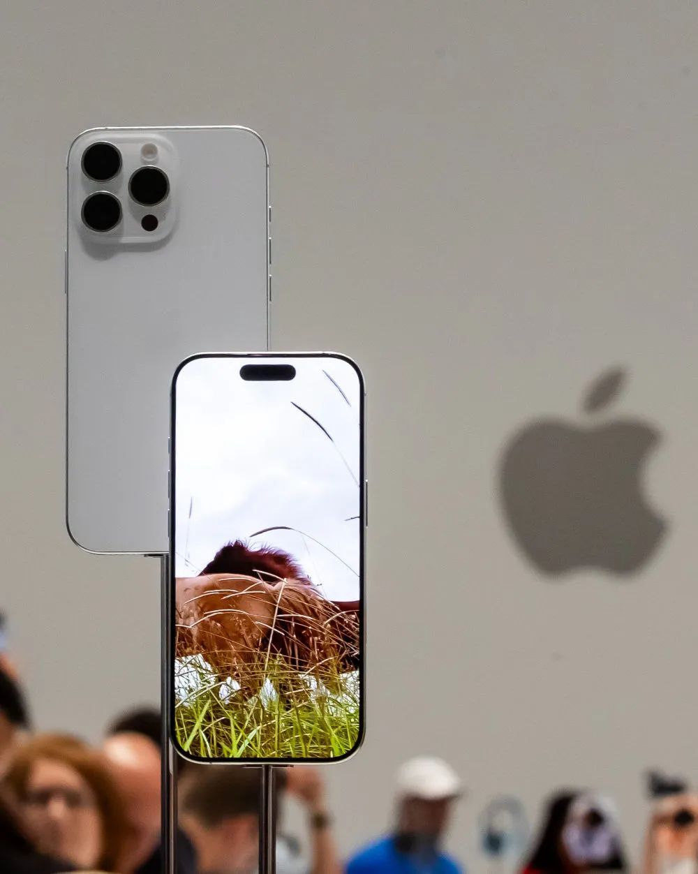 英媒解析：为何iPhone没法在美国造