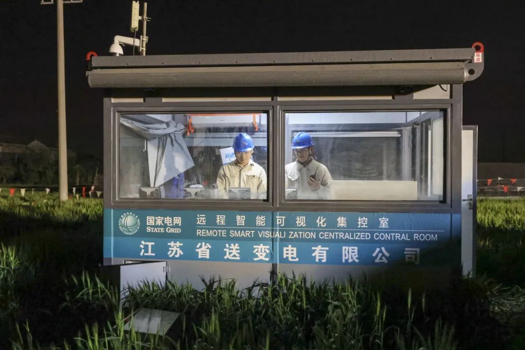 凌晨,一群人在高铁上空战“天窗”! 凌晨,一群人在高铁上空战“天窗”!