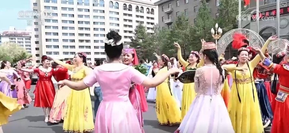 “惠”玩“乐”享消费新场景 “演艺、文旅、赛事+消费”释放假日经济活力