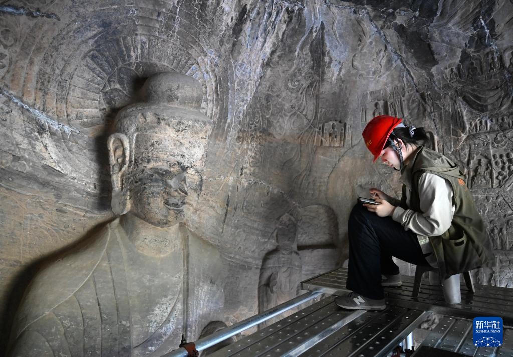 智绘中国·世遗镜鉴丨数字技术让龙门石窟“芳华永驻”