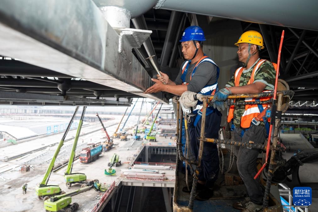 坚守岗位的劳动者