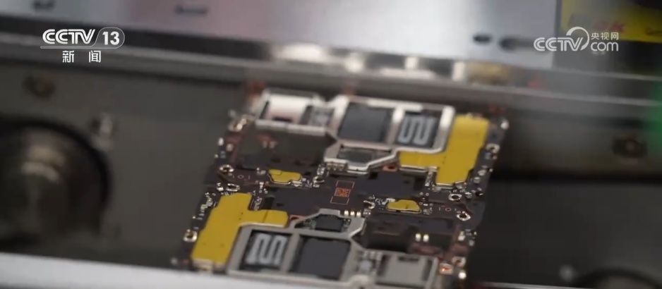 订单火爆、发货繁忙 “以旧换新”带动假期消费市场焕发新活力