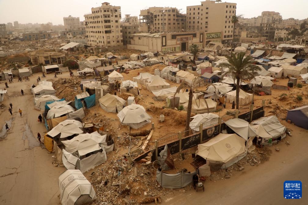 加沙遭遇沙尘天气