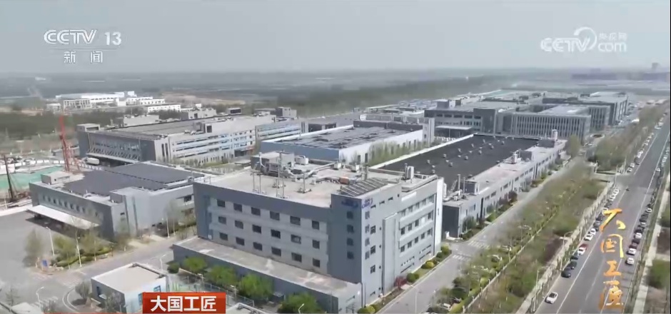 大国工匠 | 0.005毫米,他在微米级挑战中锻造高铁零件 大国工匠 | 0.005毫米,他在微米级挑战中锻造高铁零件