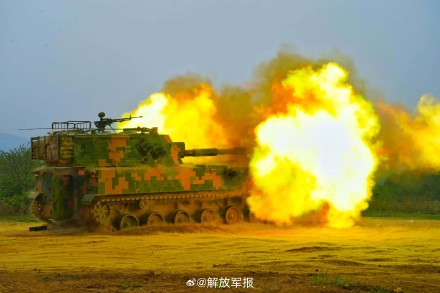 火力分队实弹射击精彩瞬间,一起来看! 火力分队实弹射击精彩瞬间,一起来看!