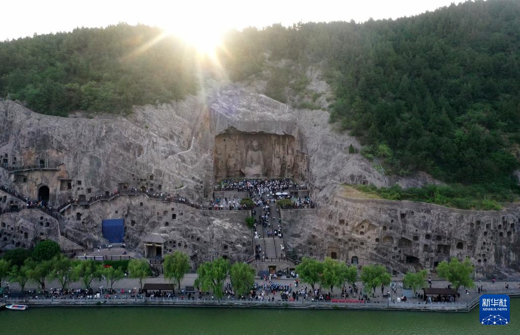 智绘中国·世遗镜鉴丨数字技术让龙门石窟“芳华永驻”