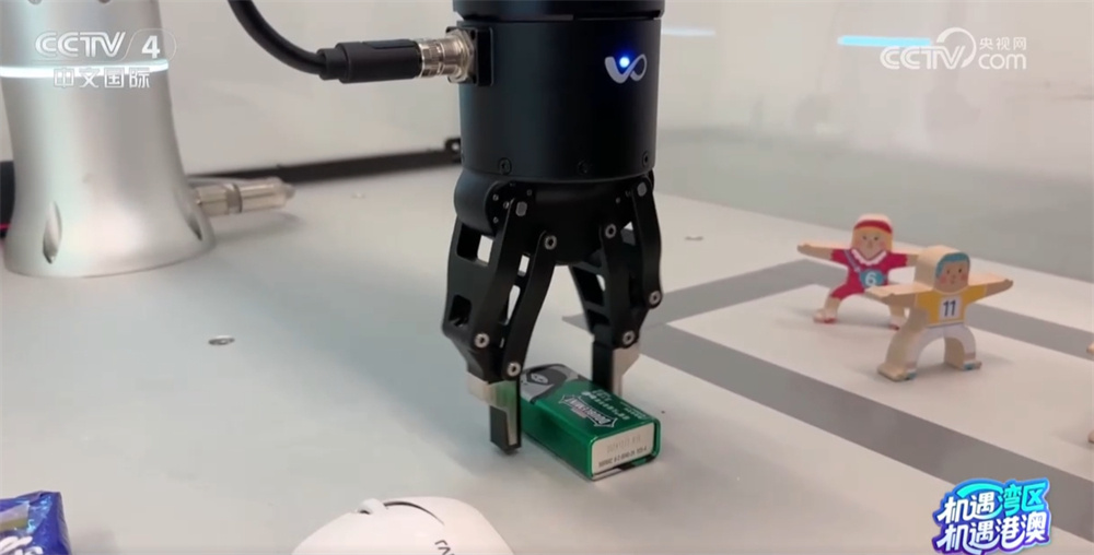 自主研发+多元布局 香港科创企业从容自信应对“逆风破浪”