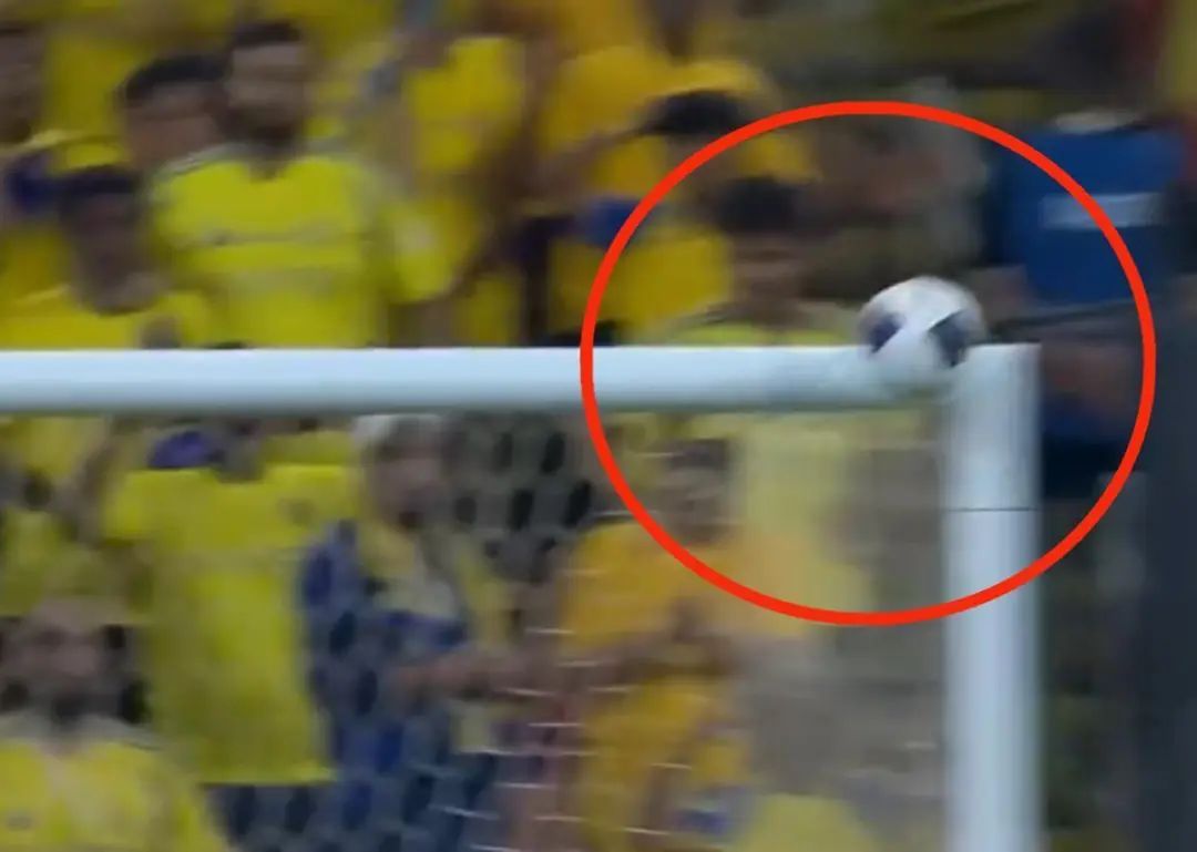 独自“魔怔”复盘？C罗“失脚”无缘亚冠半决赛，网友：罗哥快哭了