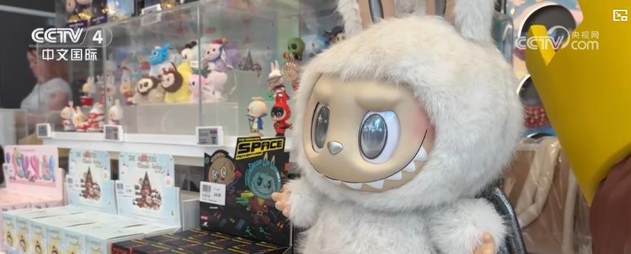 登顶美国应用商店购物类榜首!中国潮玩IP释放海外影响力 登顶美国应用商店购物类榜首!中国潮玩IP释放海外影响力