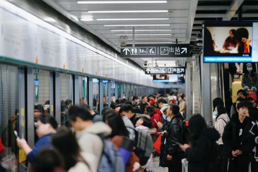 广州地铁车厢里的“大风”，到底是怎么来的？