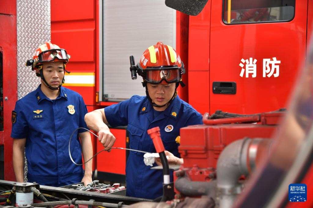 坚守岗位的劳动者