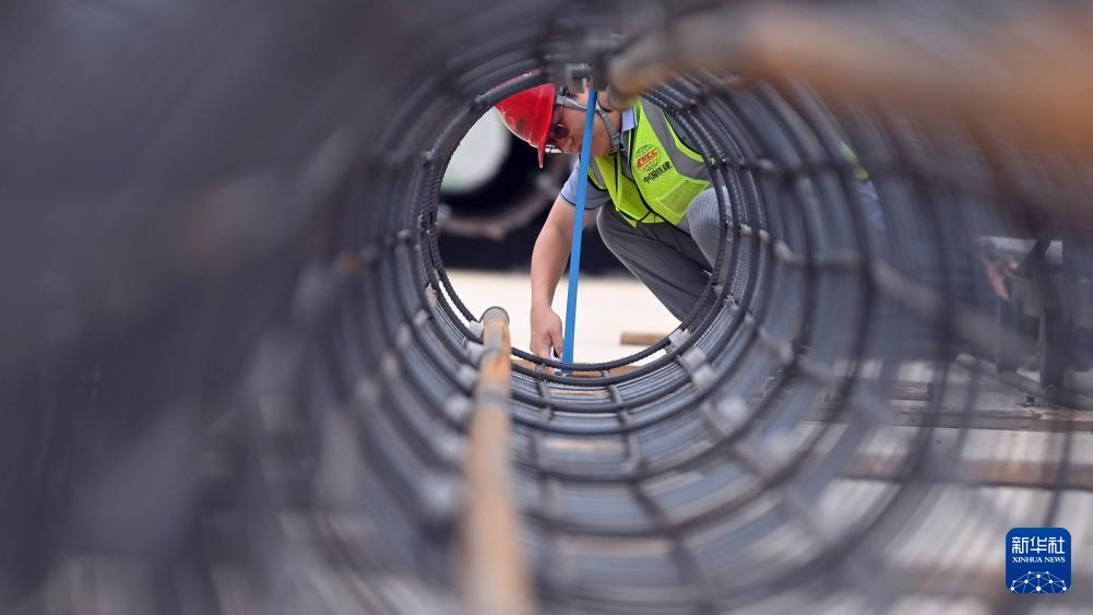 坚守岗位的劳动者