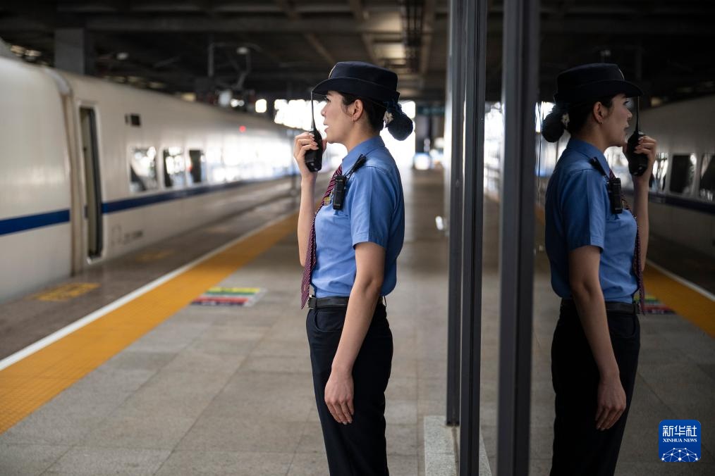 坚守岗位的劳动者