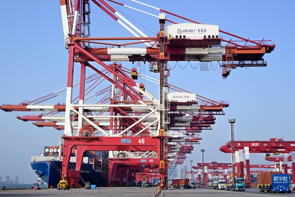 山东港口青岛港：东盟航线实现“天天班”直航服务