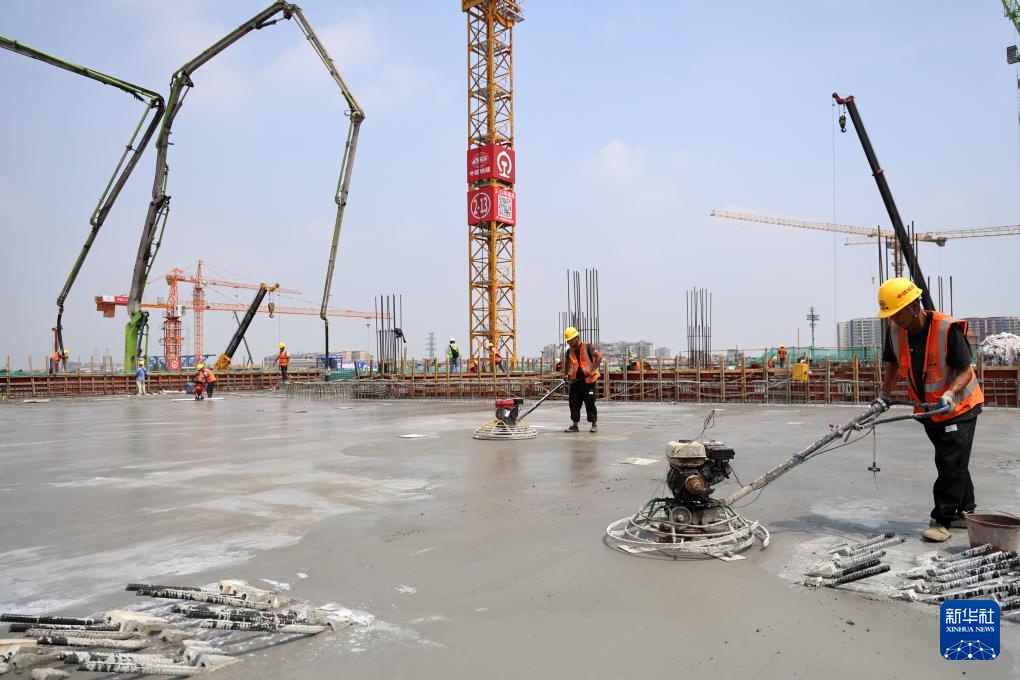 广湛高铁佛山站建设取得新进展 广湛高铁佛山站建设取得新进展