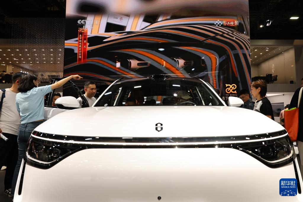 上海：假期逛车展