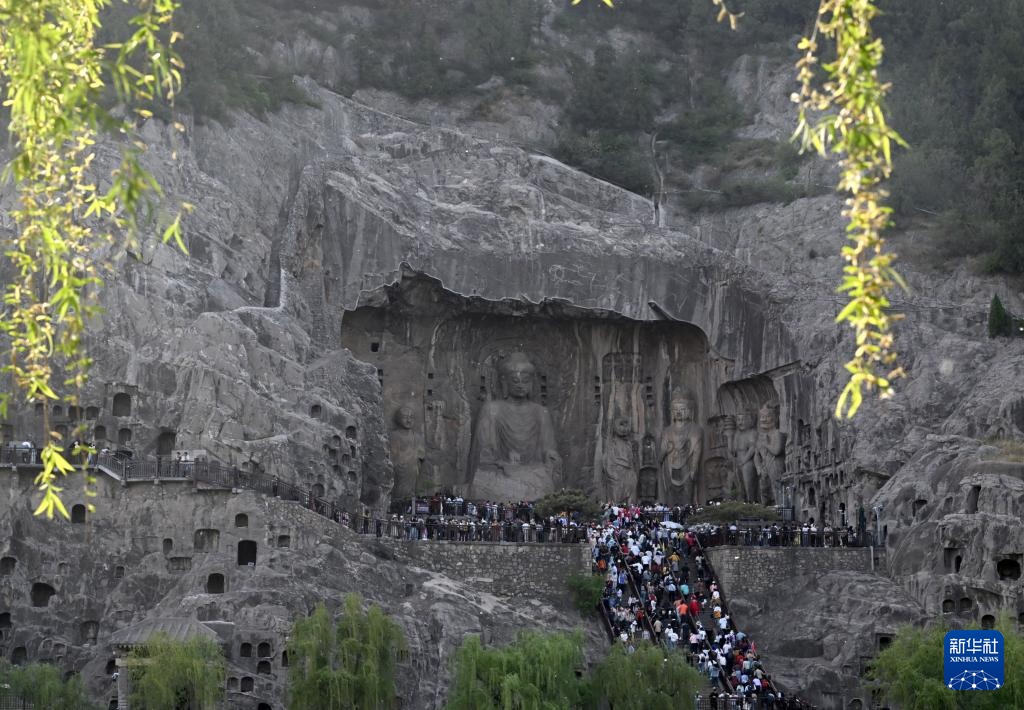 智绘中国·世遗镜鉴丨数字技术让龙门石窟“芳华永驻”