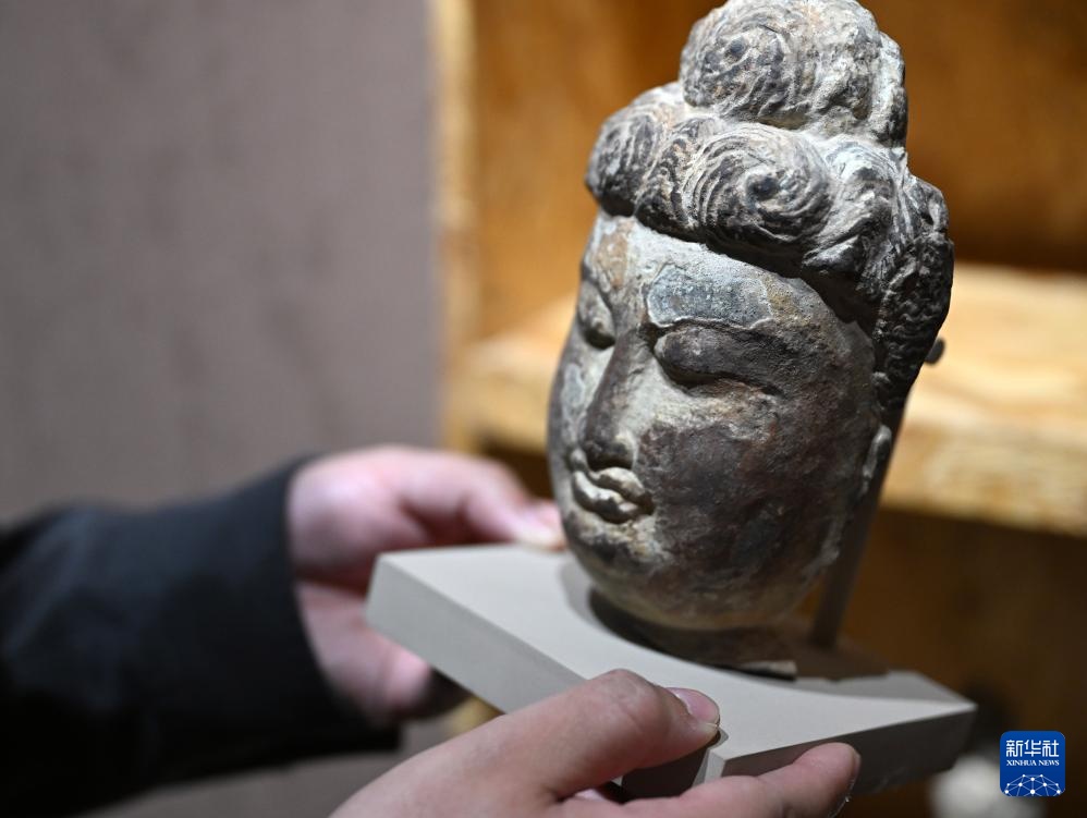 智绘中国·世遗镜鉴丨数字技术让龙门石窟“芳华永驻”